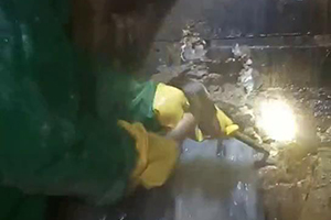 西藏消防水池堵漏施工视频